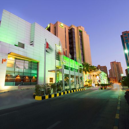 Holiday Inn - Suites Kuwait Salmiya, An Ihg Hotel Kuwait City Exterior foto